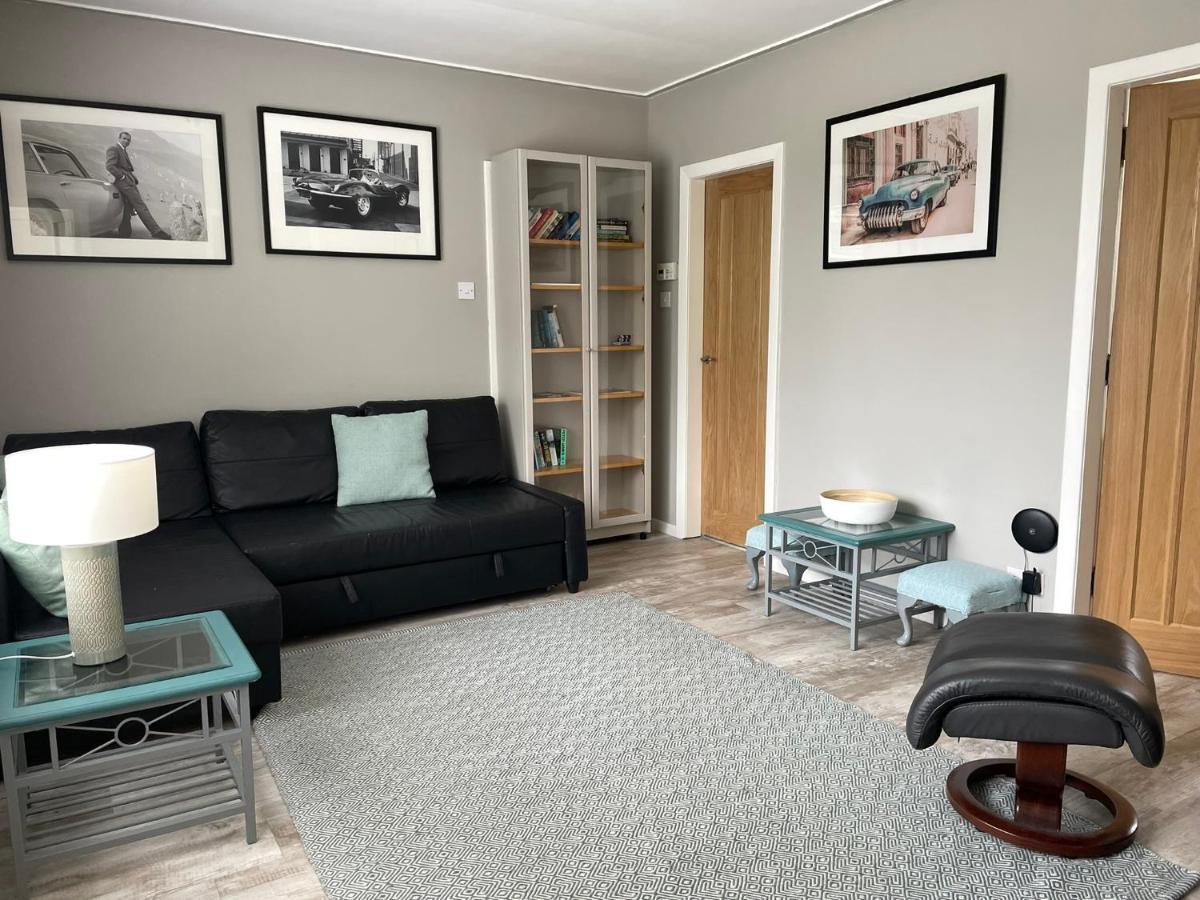 Apartamento Delightful Annexe In - Free Parking